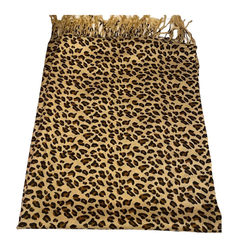NWOT Leopard Lightweight Wrap Scarf Brown Tan Black Fringe Mob Wife